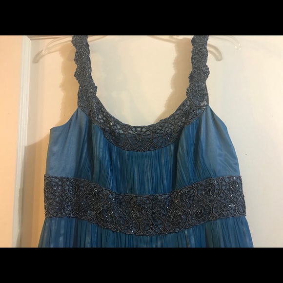 Adrianna Papell Evening Gown - Picture 2 of 4